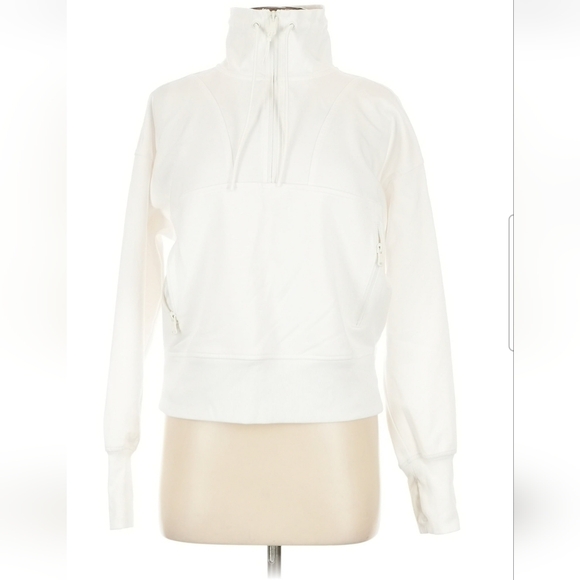 Old Navy Tops - 💥Sale💥NWOT Old Navy Women's White Active Dynamic Fleece